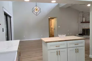 605 Sailboat Dr, Niceville, FL 32578 - Photo 10