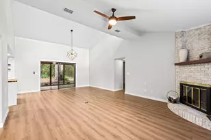 605 Sailboat Dr, Niceville, FL 32578 - Photo 8