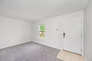 259 W Cypress Ave, Defuniak Springs, FL 32433 - Photo 2