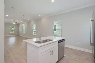 416 Date Palm Ln, Freeport, FL 32439 - Photo 16