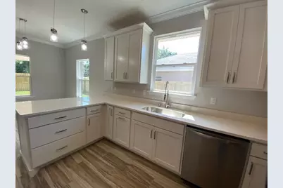422 Little John Road, Mary Esther, FL 32569 - Photo 10