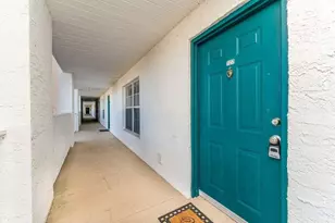 4276 Calinda Ln, Niceville, FL 32578 - Photo 4