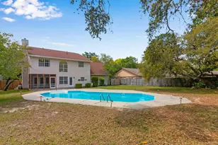 211 NW Natures Trail Ct, Fort Walton Beach, FL 32548 - Photo 6