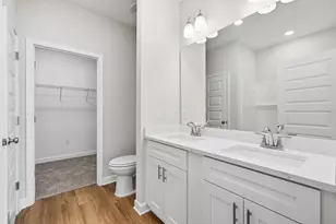 98 Spooner St, Defuniak Springs, FL 32433 - Photo 14
