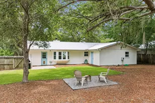 573 Ricker Ave, Point Washington, FL 32459 - Photo 2