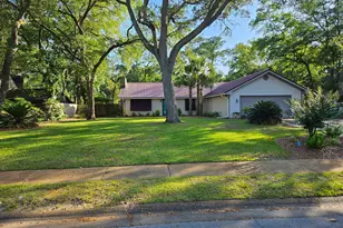 952 Rue De Palms, Niceville, FL 32578 - Photo 1