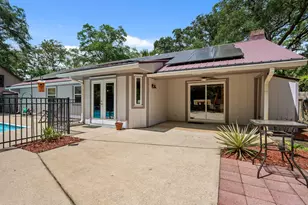 952 Rue De Palms, Niceville, FL 32578 - Photo 10