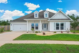 15 E Oak Trees Ln, Freeport, FL 32439 - Photo 1