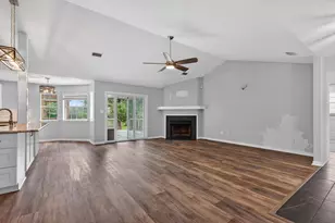 5605 Richmond Ct, Pace, FL 32571 - Photo 12