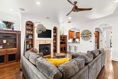 4598 Paradise Isle, Destin, FL 32541 - Photo 8