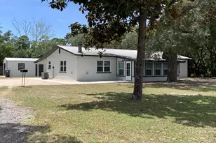 263 Mississippi Ave, Valparaiso, FL 32580 - Photo 1
