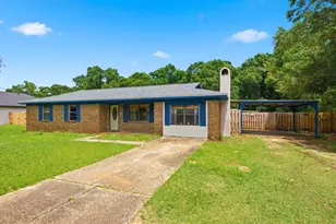 4256 Burbank Dr, Milton, FL 32583 - Photo 4