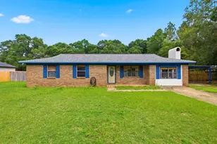 4256 Burbank Dr, Milton, FL 32583 - Photo 2