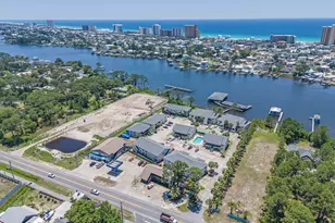 7813 N Lagoon Dr, Panama City Beach, FL 32408 - Photo 28