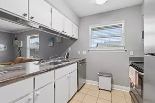 7813 N Lagoon Dr, Panama City Beach, FL 32408 - Photo 8