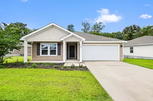 460 Riverwalk Cir, Freeport, FL 32439 - Photo 2
