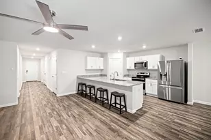 460 Riverwalk Cir, Freeport, FL 32439 - Photo 6