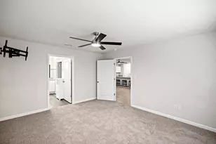 460 Riverwalk Cir, Freeport, FL 32439 - Photo 10