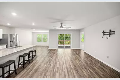 460 Riverwalk Circle, Freeport, FL 32439 - Photo 4