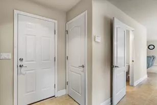 111 Bronze Cir, Crestview, FL 32539 - Photo 12