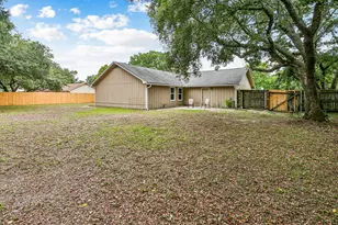 2182 Calle De Cantabria, Navarre, FL 32566 - Photo 26