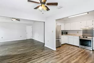 2182 Calle De Cantabria, Navarre, FL 32566 - Photo 8