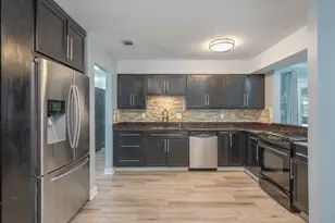 382 Echo Cir, Fort Walton Beach, FL 32548 - Photo 8