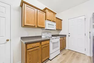 108 Farrah Ave, Niceville, FL 32578 - Photo 10