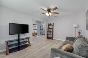 107 Strike Eagle Dr, Crestview, FL 32536 - Photo 8
