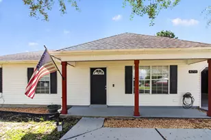 4799 Coronado Cir, Crestview, FL 32539 - Photo 4