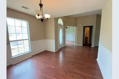 688 Brunson Street, Crestview, FL 32536 - Photo 4