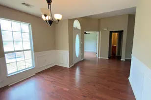 688 Brunson St, Crestview, FL 32536 - Photo 4