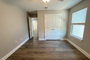 2307 Hadleigh Hills Ct, Navarre, FL 32566 - Photo 14