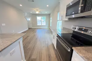 2307 Hadleigh Hills Ct, Navarre, FL 32566 - Photo 4