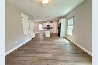 2307 Hadleigh Hills Court, Navarre, FL 32566 - Photo 8