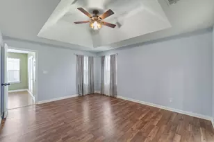 305 W Danielle Ct, Mary Esther, FL 32569 - Photo 22