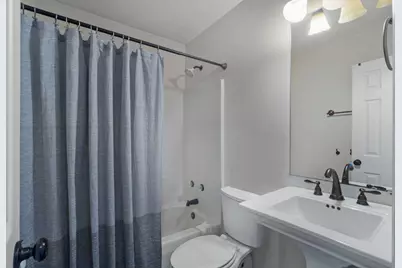 305 W Danielle Court, Mary Esther, FL 32569 - Photo 20