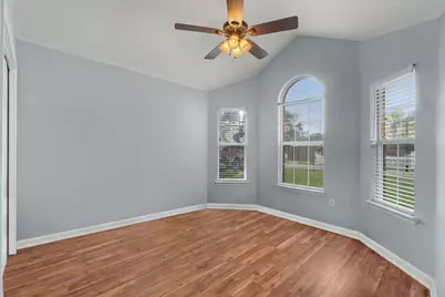 305 W Danielle Court, Mary Esther, FL 32569 - Photo 16