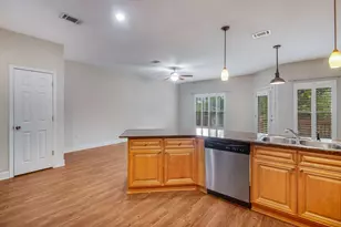 408 Arbor Lake Dr, Crestview, FL 32536 - Photo 6