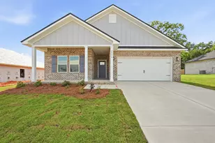 2806 Blackbird Ct, Crestview, FL 32539 - Photo 1