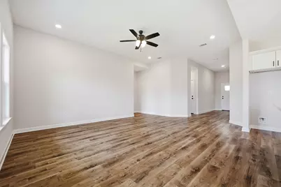 2806 Blackbird Court, Crestview, FL 32539 - Photo 8