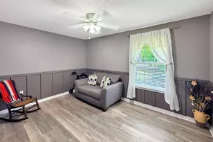 221 Citadel Ln, Crestview, FL 32539 - Photo 22