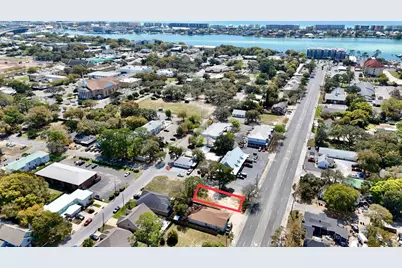 1 SE Birch Street, Fort Walton Beach, FL 32548 - Photo 2