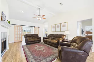 416 Parkwood Pl, Niceville, FL 32578 - Photo 10