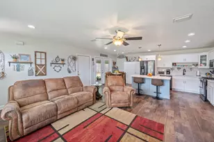 2025 N Pearl St, Crestview, FL 32536 - Photo 8