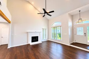 1951 Waterford Ridge Rd, Fort Walton Beach, FL 32547 - Photo 4