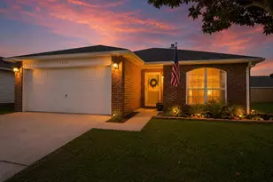 1973 Catline Cir, Navarre, FL 32566 - Photo 2