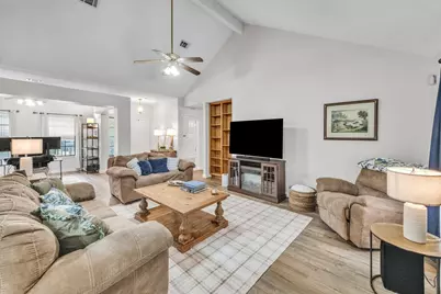 6453 Garden Drive, Gulf Breeze, FL 32563 - Photo 4