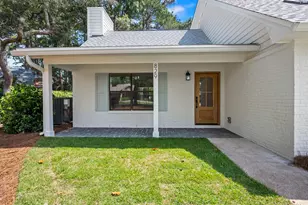 829 S Turnberry Cove, Niceville, FL 32578 - Photo 8
