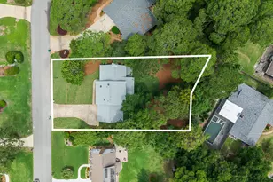 829 S Turnberry Cove, Niceville, FL 32578 - Photo 2